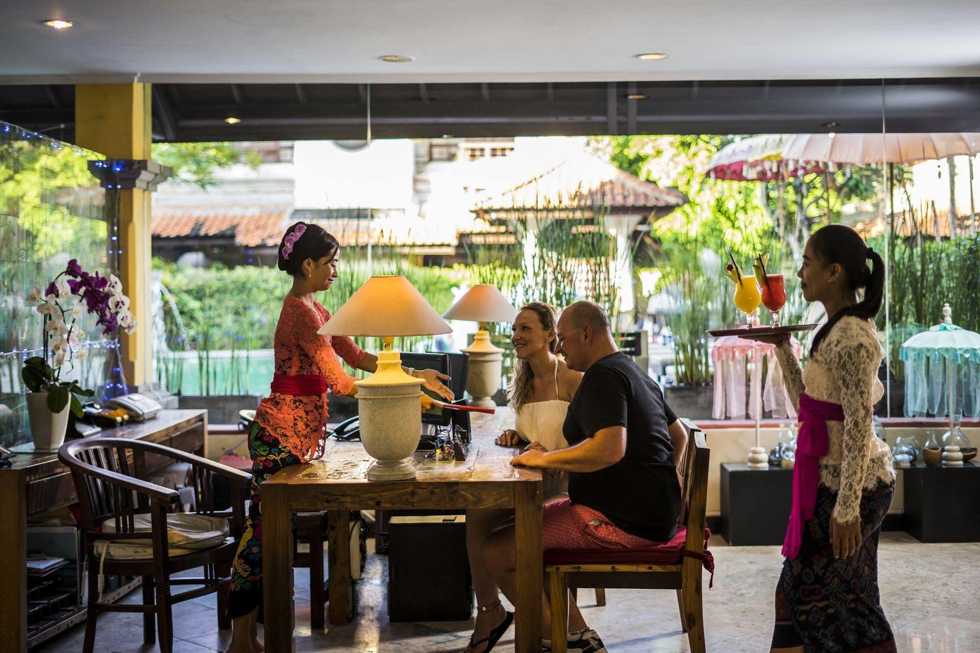 Royal Hotel And Villa Bali Legian  Exterior photo